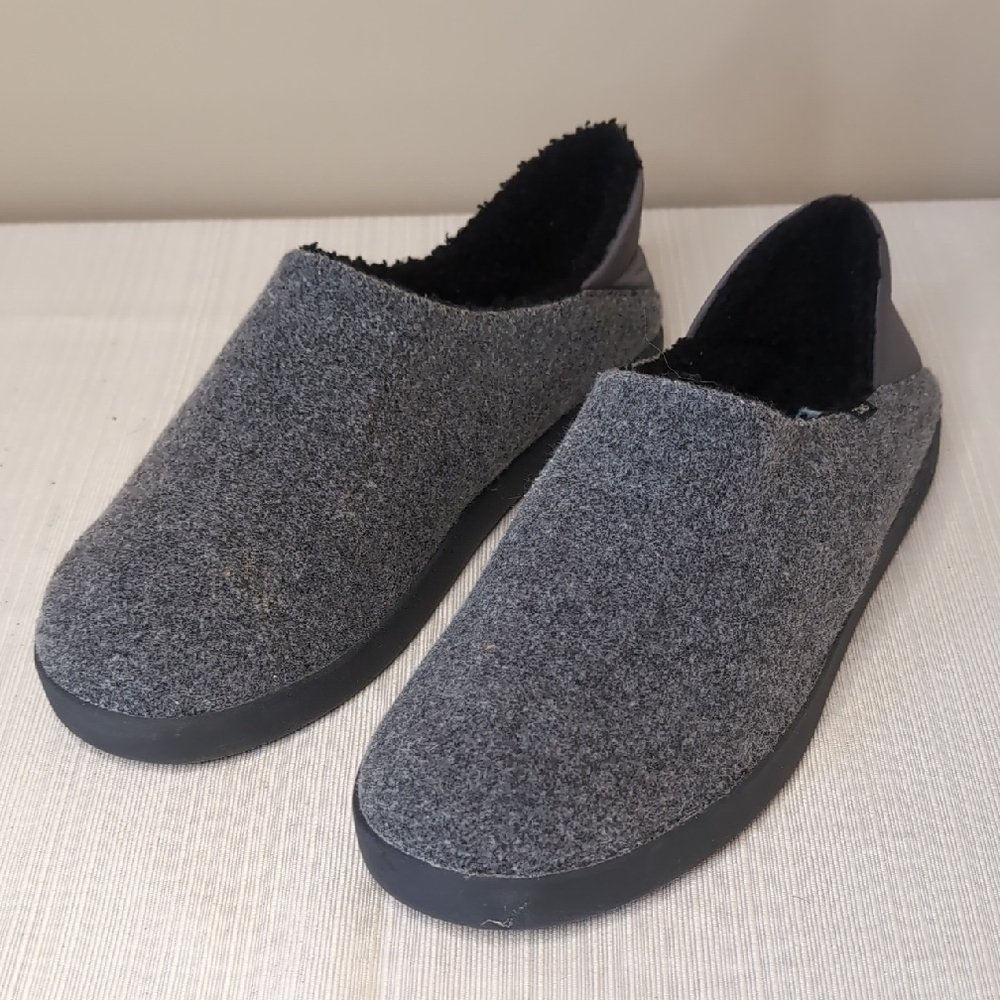 Sz 11 Toms Men's Charcoal "Ezra" Shoes